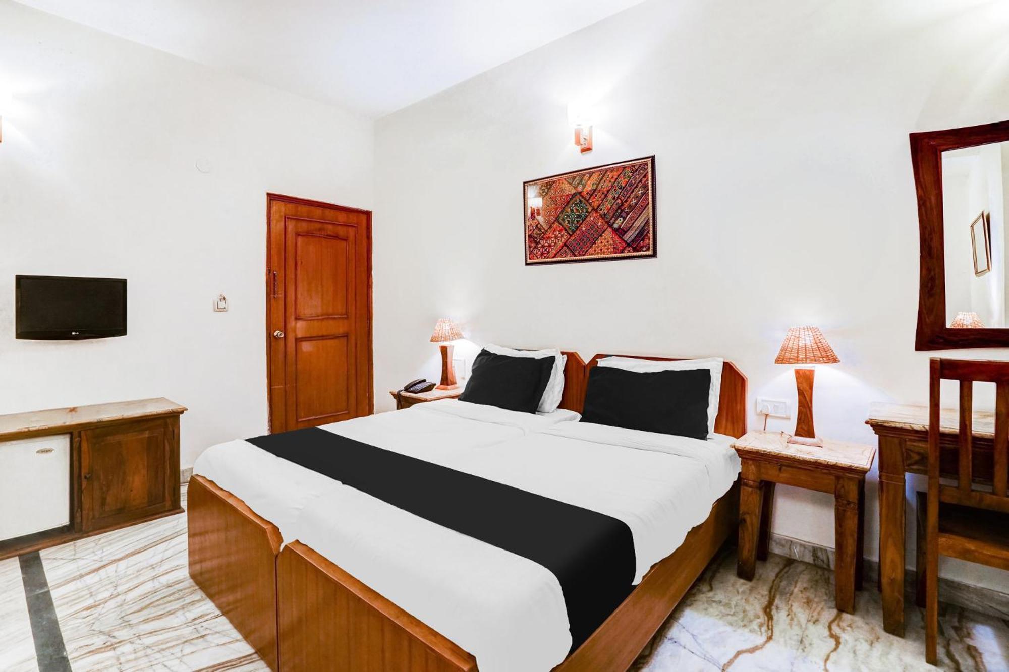 Super Hotel O Sansarchandra Road Formerly Luna Rosa ジャイプール エクステリア 写真