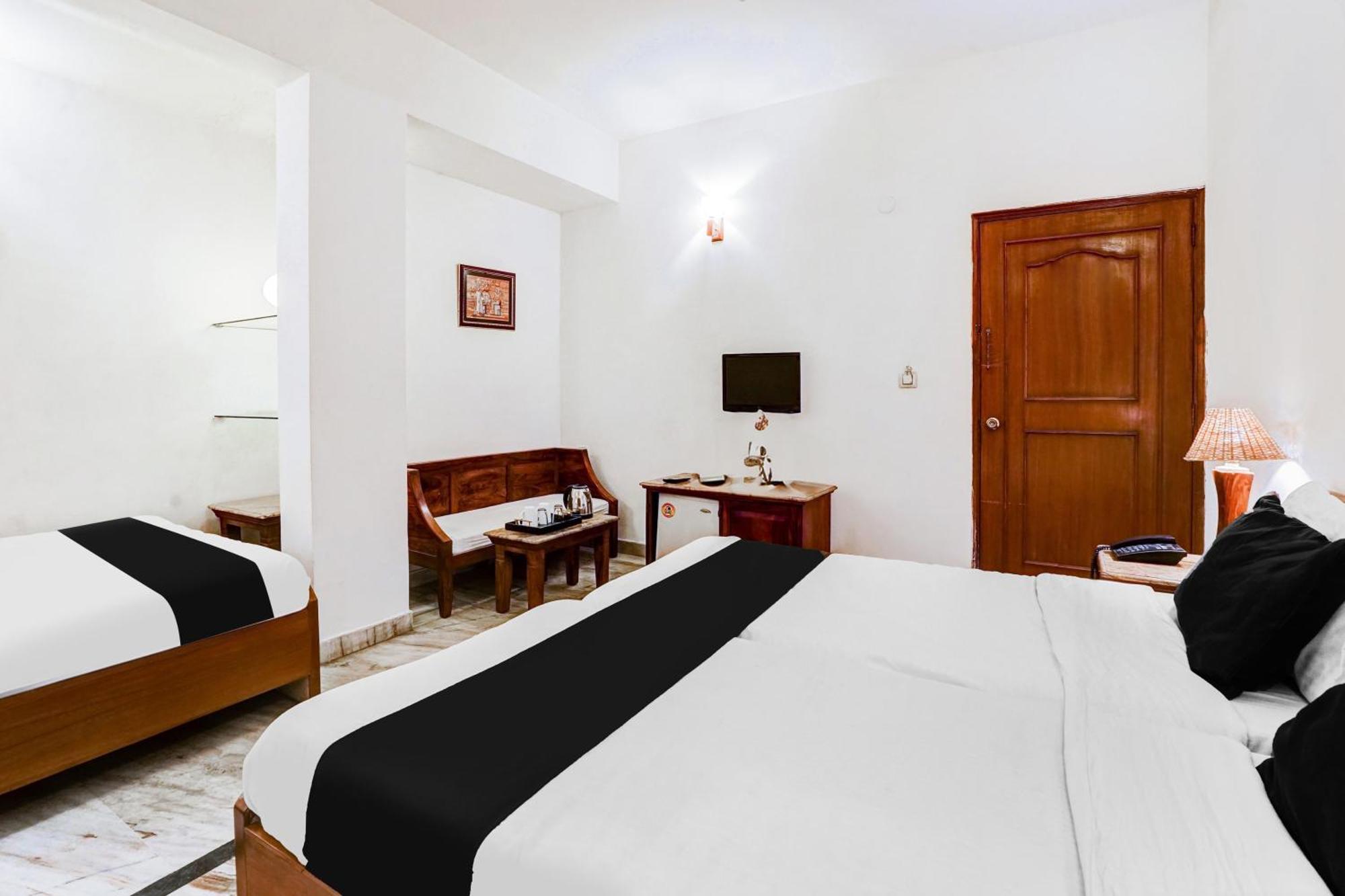 Super Hotel O Sansarchandra Road Formerly Luna Rosa ジャイプール エクステリア 写真