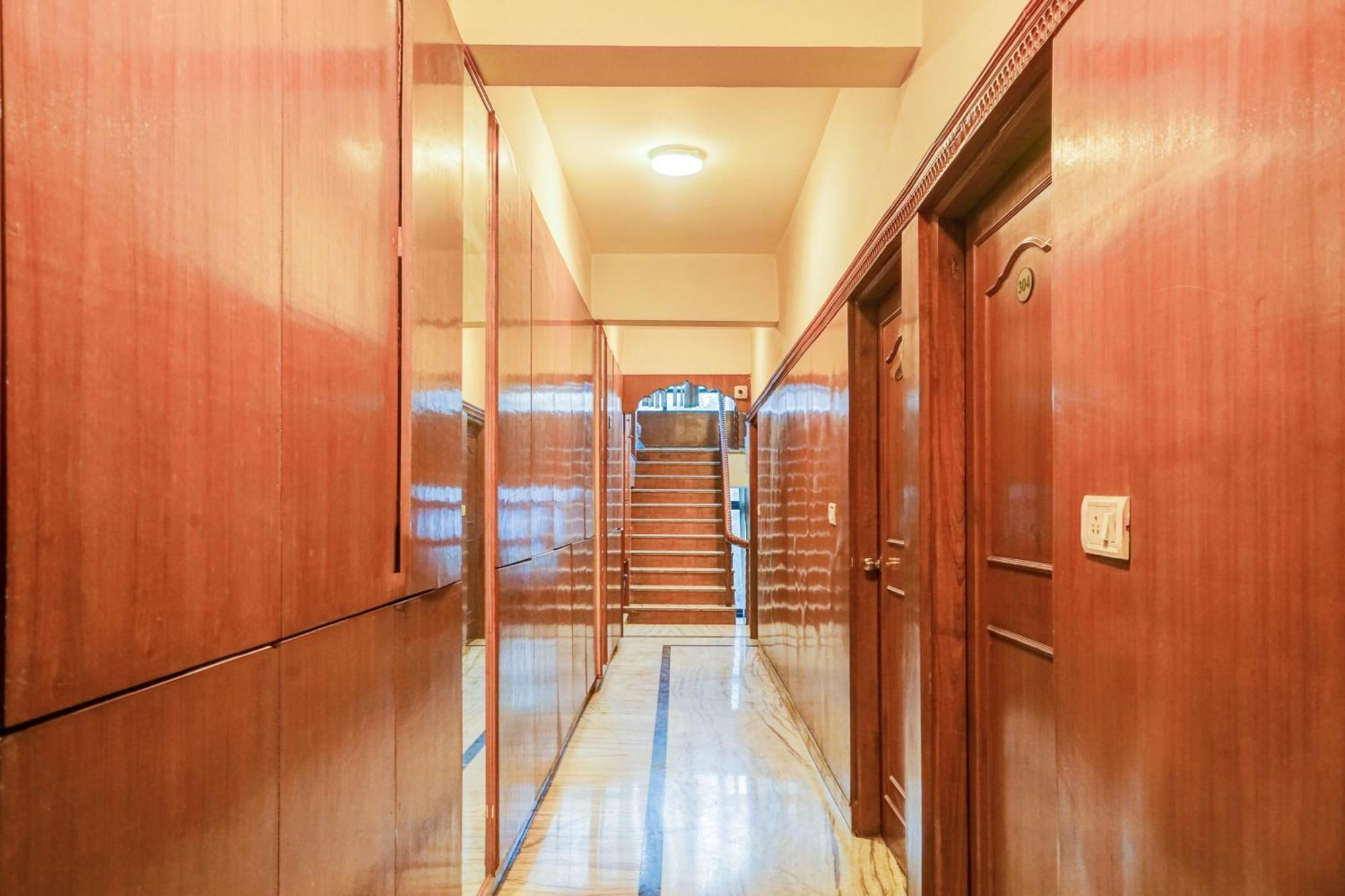 Super Hotel O Sansarchandra Road Formerly Luna Rosa ジャイプール エクステリア 写真